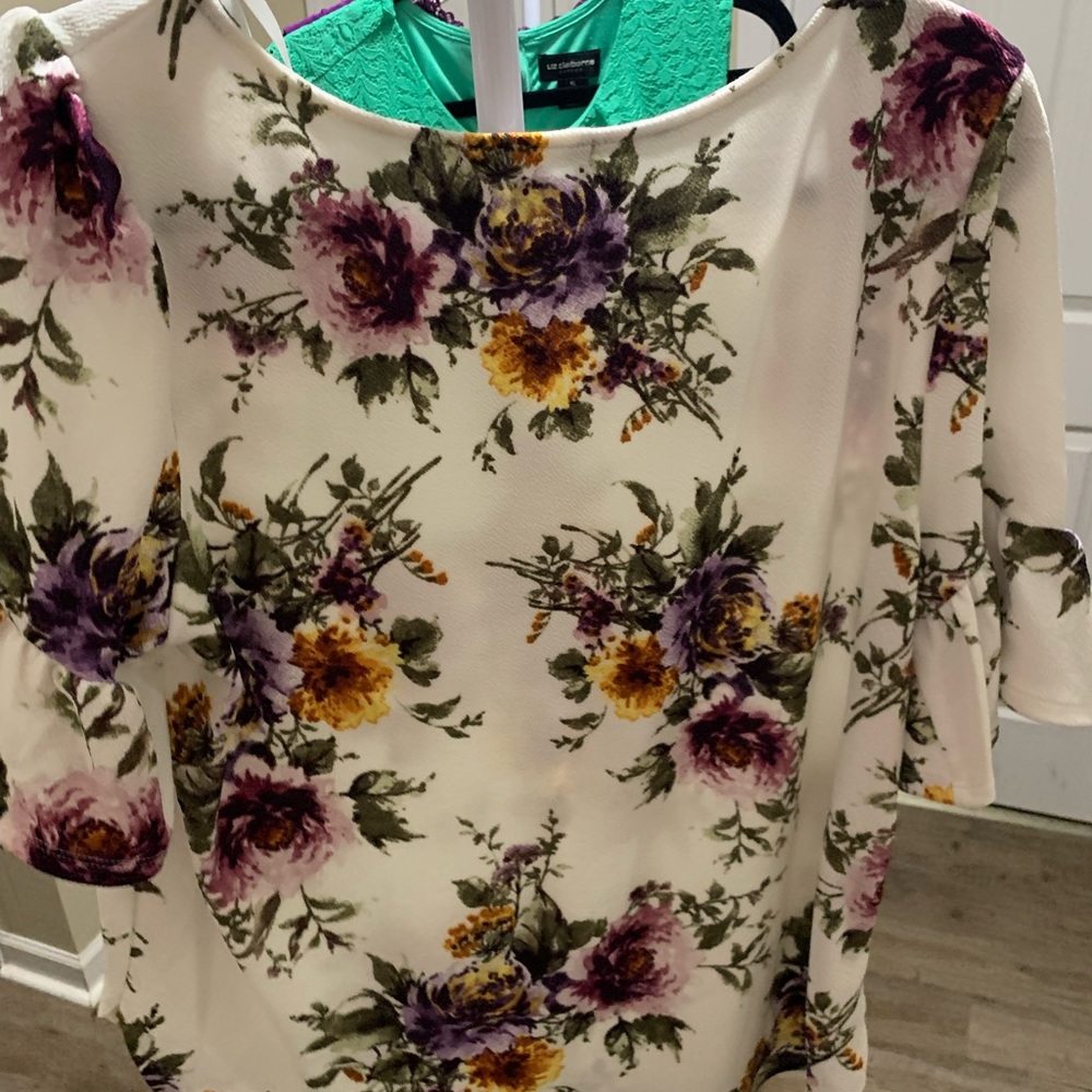 Green Envelope 1X flowered top